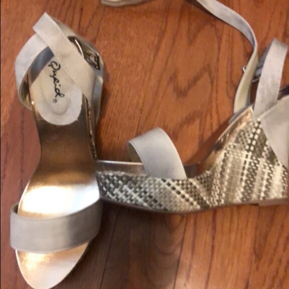 NEVER WORN Wedge Sandals